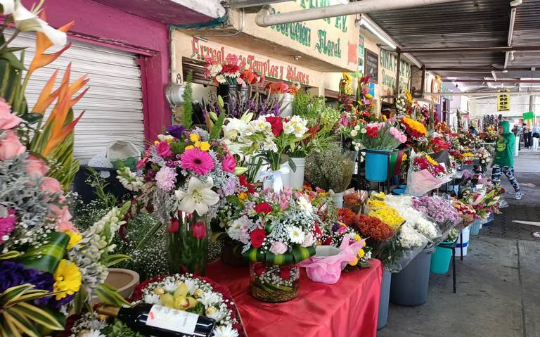 No se venden muchas flores para este 14 de febrero en Acámbaro - El Sol del  Bajío | Noticias Locales, Policiacas, de México, Guanajuato y el Mundo