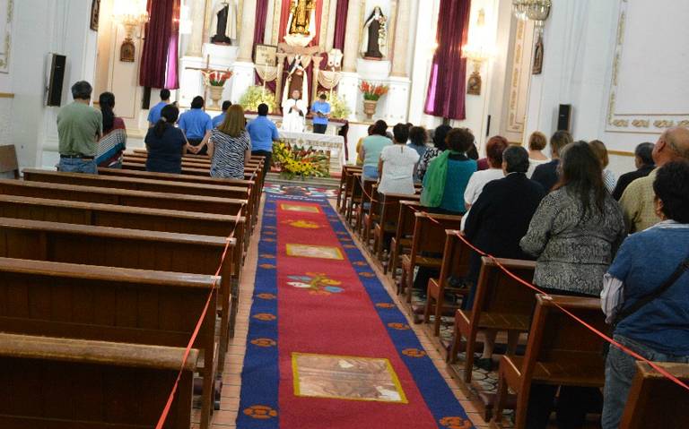 Realizan alfombra de aserrín en ex convento San Ángelo Mártir - El Sol del  Bajío | Noticias Locales, Policiacas, de México, Guanajuato y el Mundo
